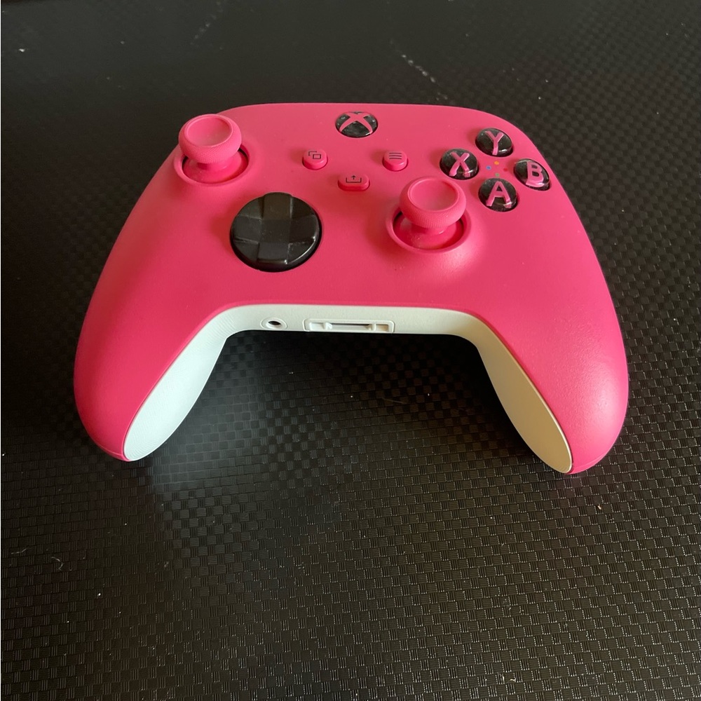 Deep Pink Xbox Wireless Controller - Xbox Series X|S, Xbox One, and Windows